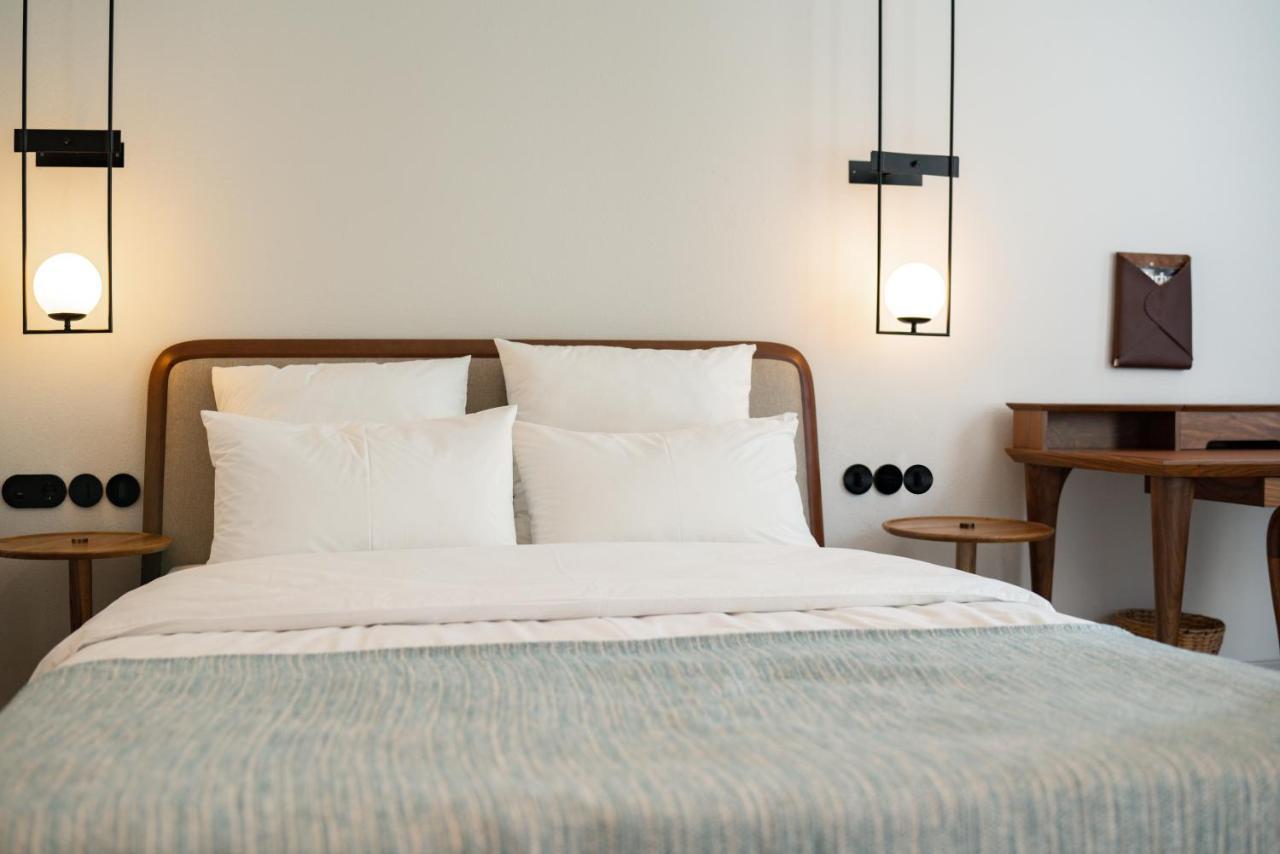 Pana Boutique Hotel Shymkent Bagian luar foto