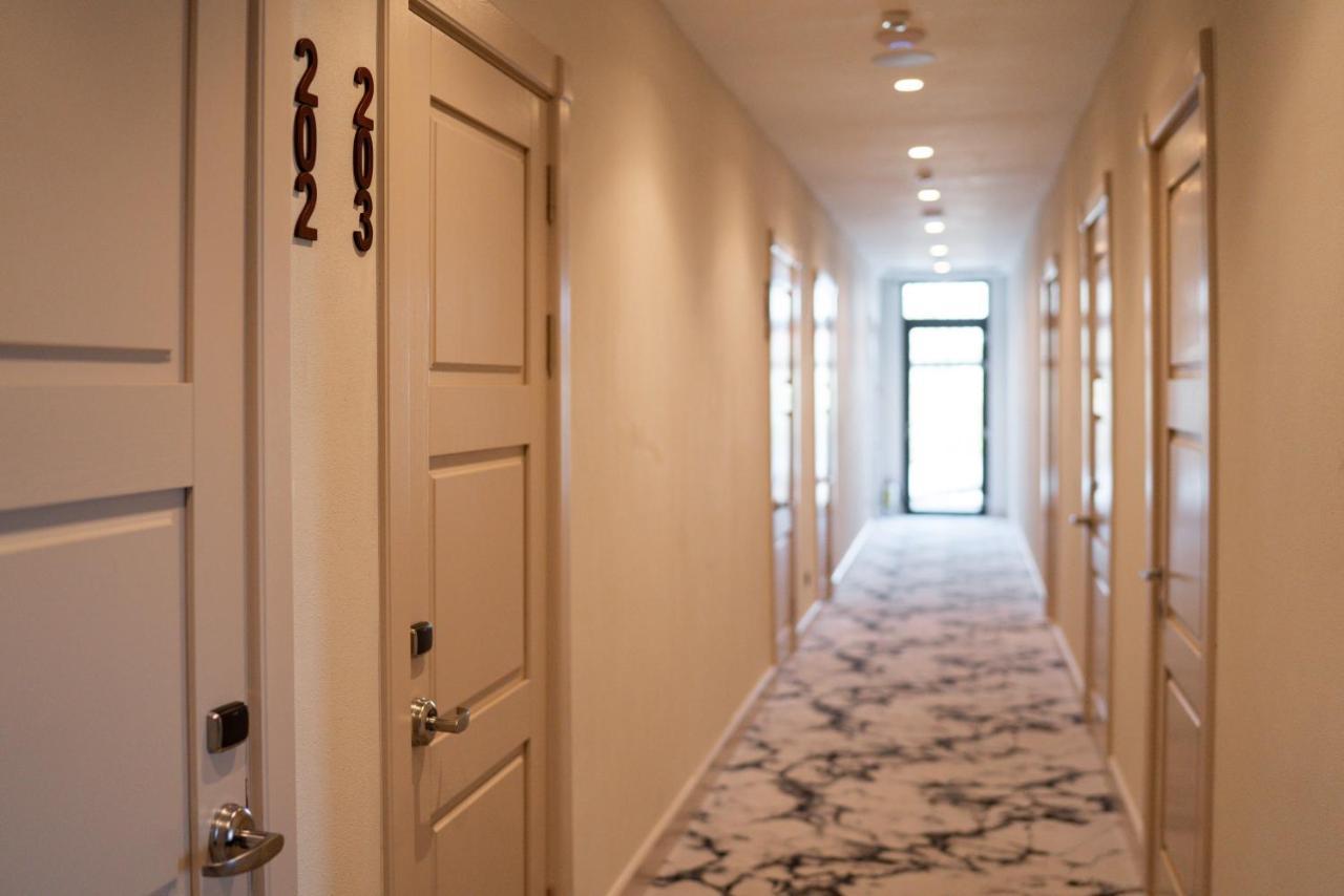 Pana Boutique Hotel Shymkent Bagian luar foto