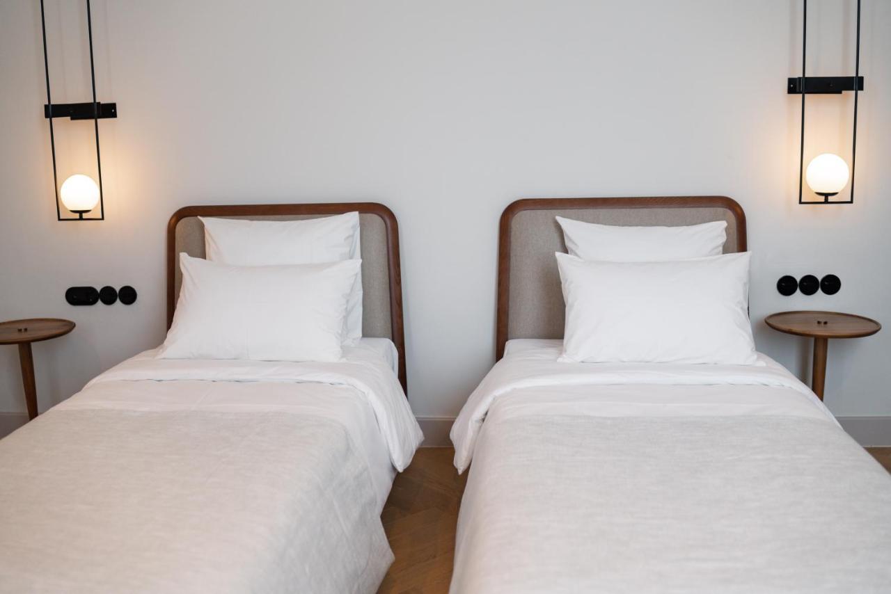 Pana Boutique Hotel Shymkent Bagian luar foto